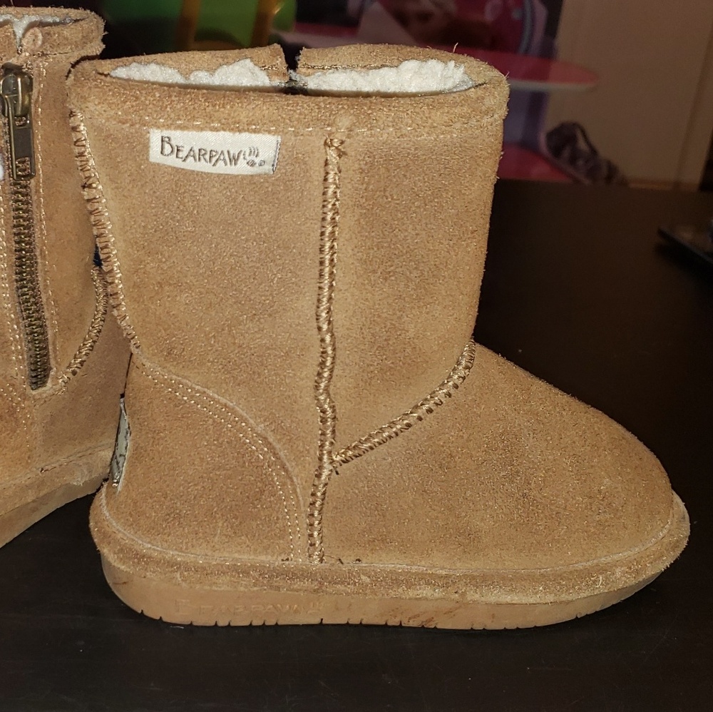 Bearpaw Boots size 11